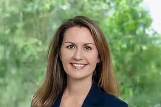 Portrait of Kelly Dawson.