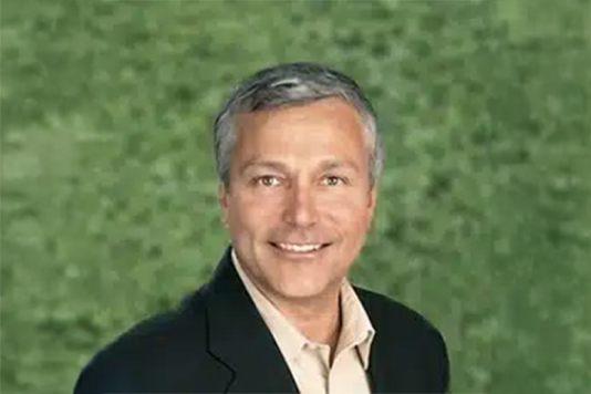 Portrait of Mark Piaz.